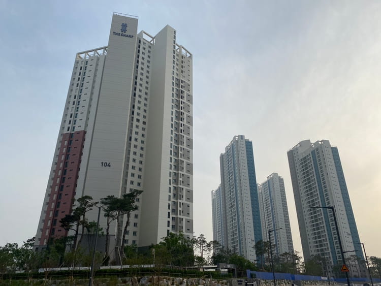 2025-04-22 공고] 인천 더샵 송도마리나베이(조합원 자격상실세대 3회차) 아파트 분양 정보 정리